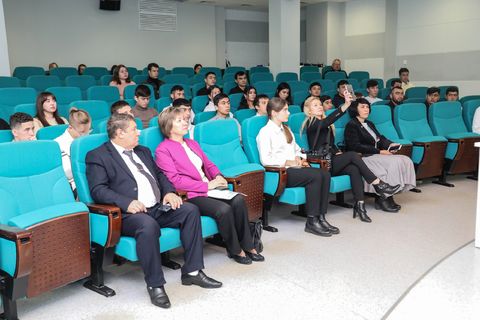 Встреча иностранных студентов из Узбекистана с Первым секретарём Генерального консульства Республики Узбекистан в г. Казани7
