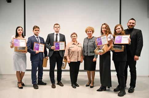 Торжественный приём ректора прошёл в УдГУ и был посвящён Дню студенчества в России4