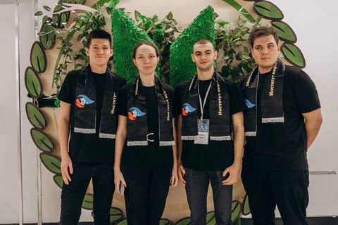 Студенты УдГУ приняли участие в Кейс-марафоне «ЭнерГений-2023» в Нижневартовске1