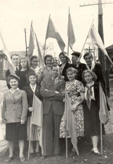 На демонстрации со студентами (1953)